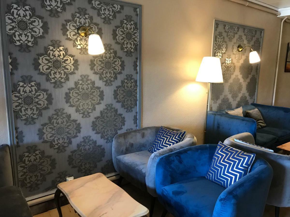 Hotel Du Centre - Restaurant Le P'Tit Gourmet Tonnerre Εξωτερικό φωτογραφία