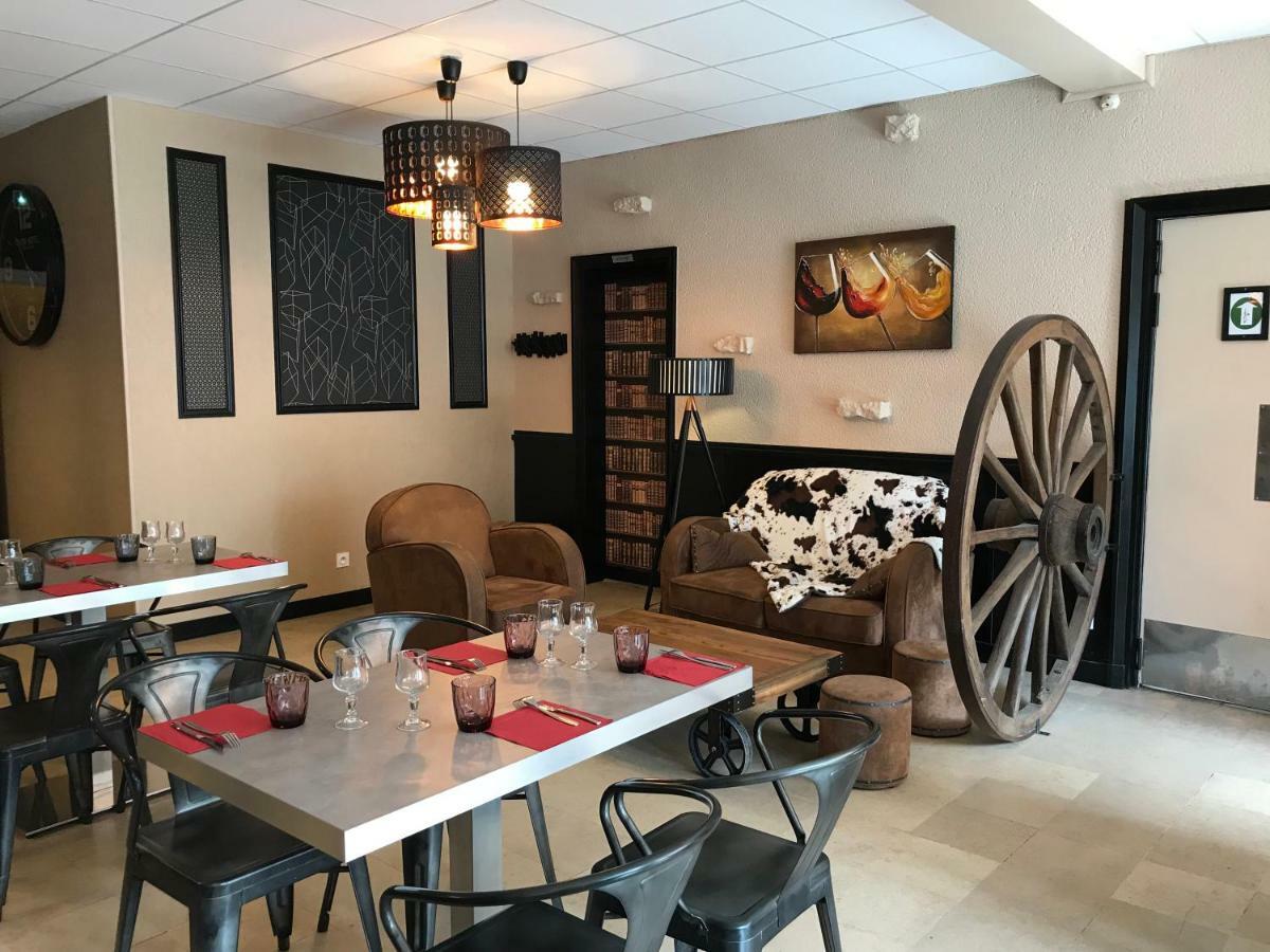 Hotel Du Centre - Restaurant Le P'Tit Gourmet Tonnerre Εξωτερικό φωτογραφία